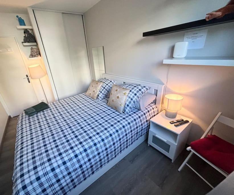 Appartement Confort Avec Balcon - Champigny Eksteriør bilde